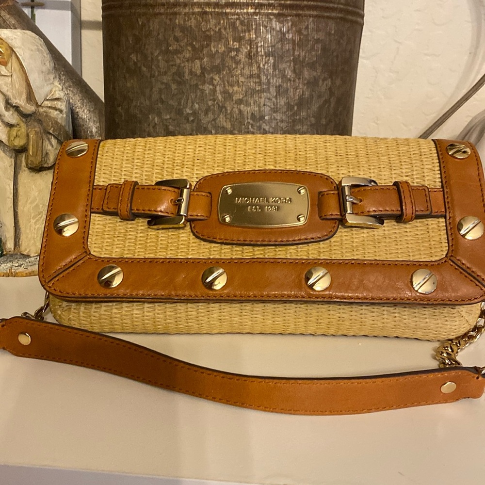 Michael Kors Vintage woven Raffia and leather trim with gold hardware